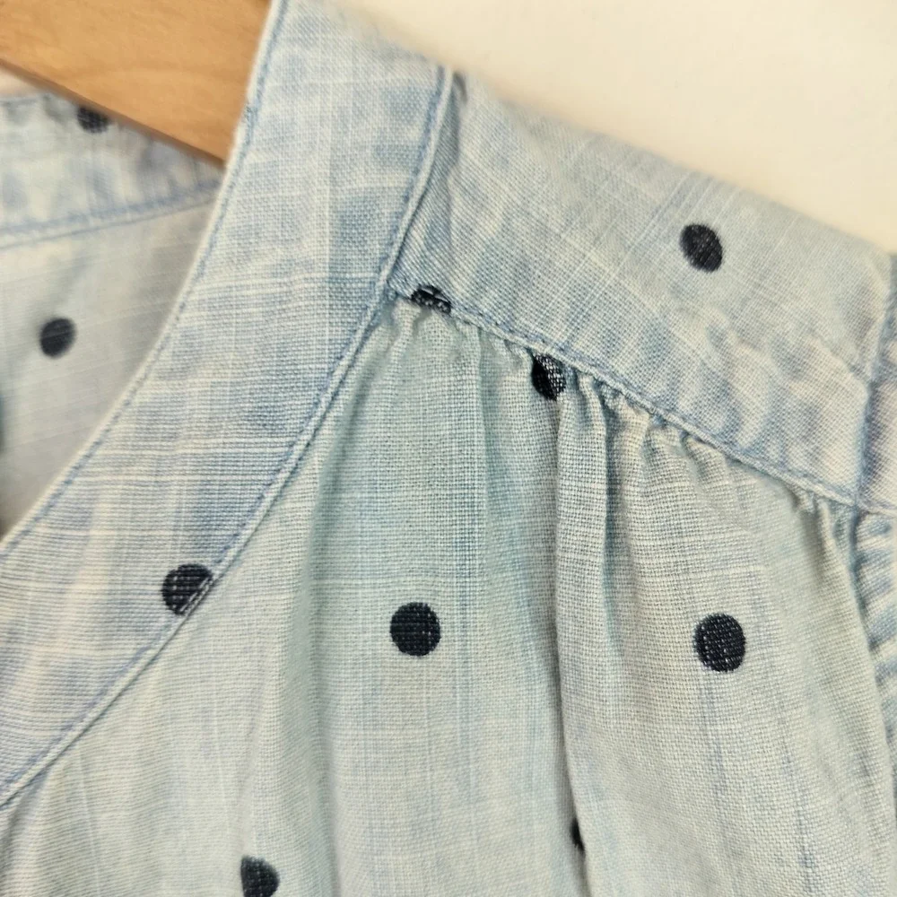 J.Crew Sleeveless Button Up Shirt 2 Womens Polka Dot Chambray Denim Blue
